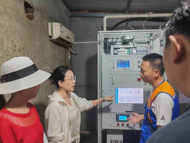 科技产业园二栋二单元三楼工厂地址:湖北省孝感市丹阳三路江峰工业园